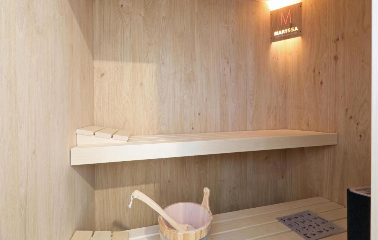 2 Bedroom Awesome Home In Lembruch-Duemmer See Extérieur photo